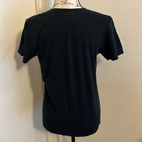 Taylor Swift Black Distressed Graphic Red Shirt - Picture 3 of 9